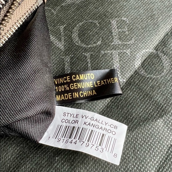 VINCE CAMUTO Gally Leather Crossbody Bag - Picture 15 of 16